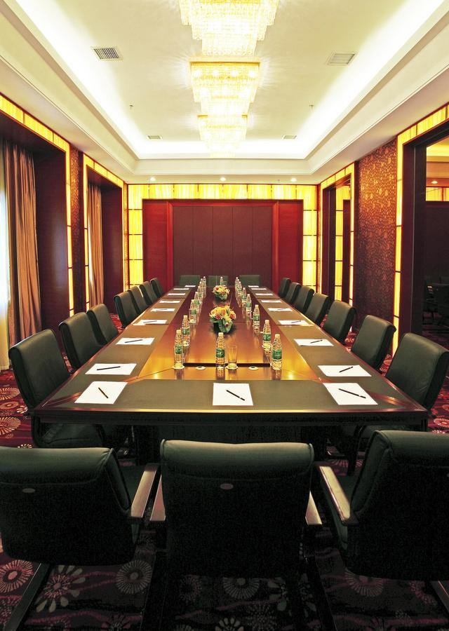 Chengdu Tianyou International Hotel เฉิงตู ภายนอก รูปภาพ